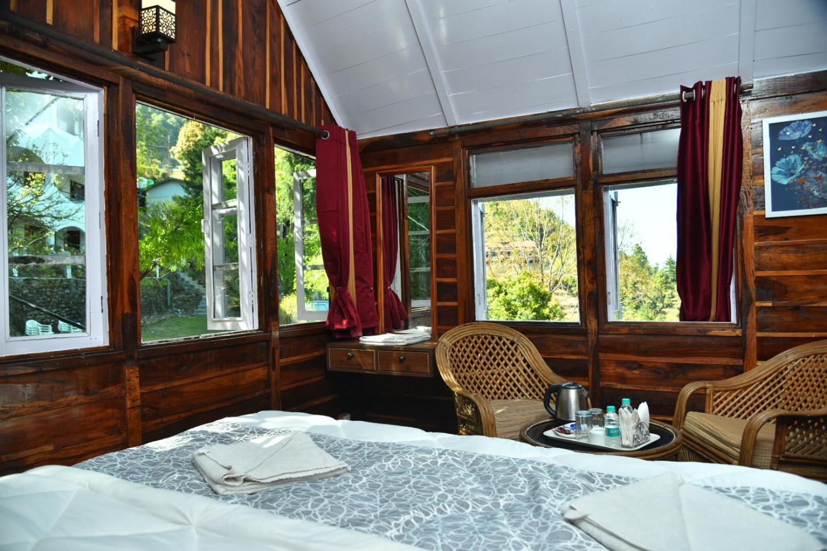 Kumaon Roop Resort Near Kainchi Dham Nainital Kültér fotó