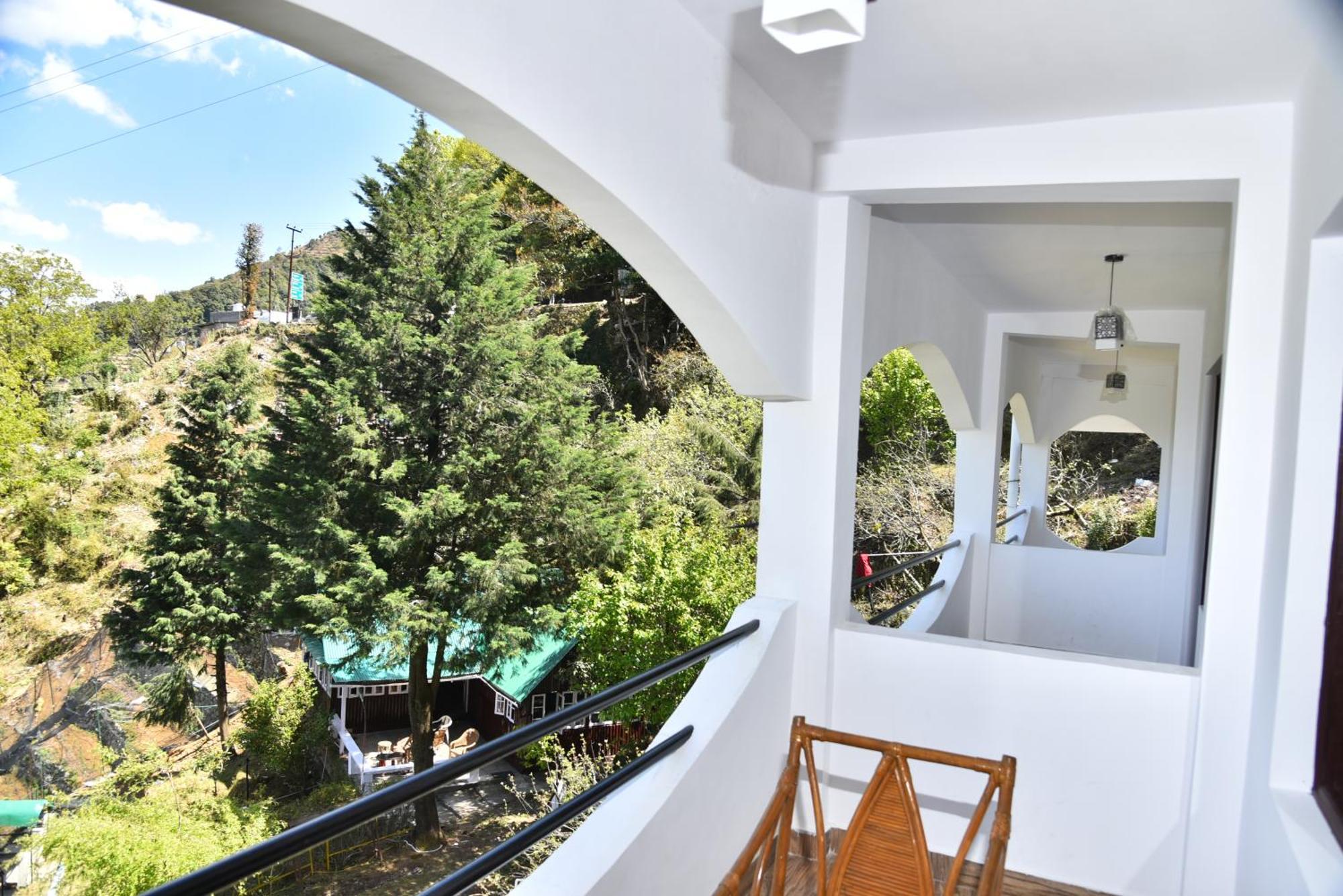 Kumaon Roop Resort Near Kainchi Dham Nainital Kültér fotó