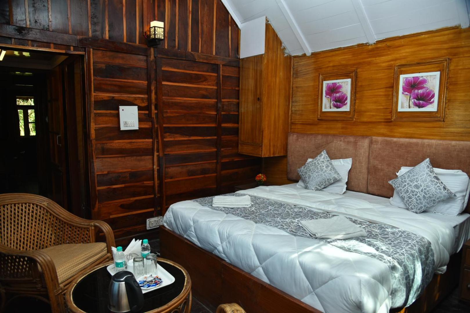 Kumaon Roop Resort Near Kainchi Dham Nainital Kültér fotó