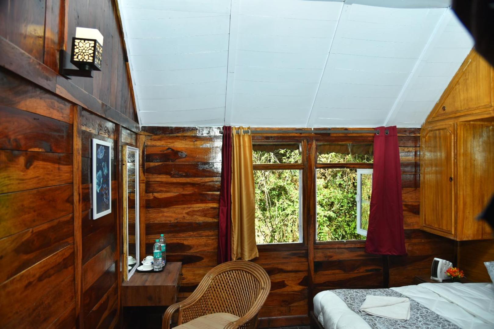 Kumaon Roop Resort Near Kainchi Dham Nainital Kültér fotó