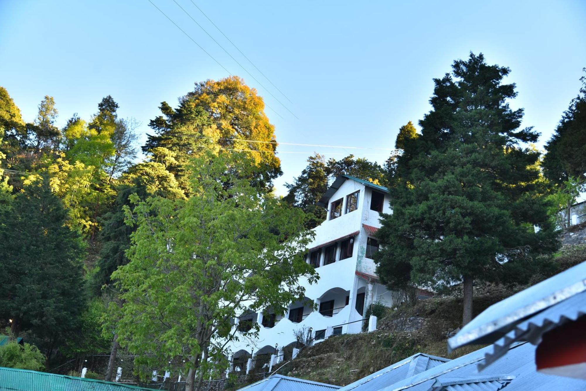 Kumaon Roop Resort Near Kainchi Dham Nainital Kültér fotó