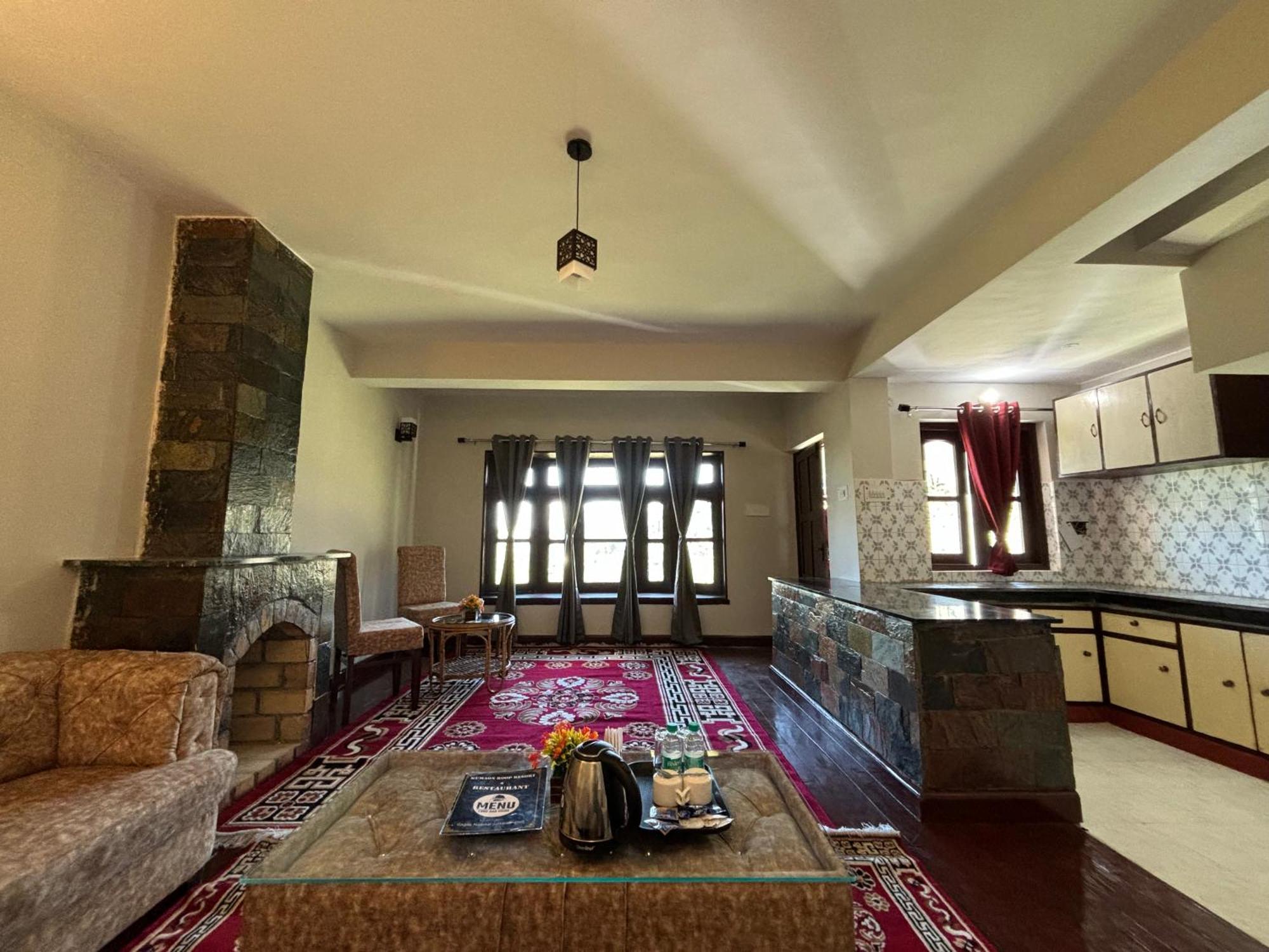 Kumaon Roop Resort Near Kainchi Dham Nainital Kültér fotó
