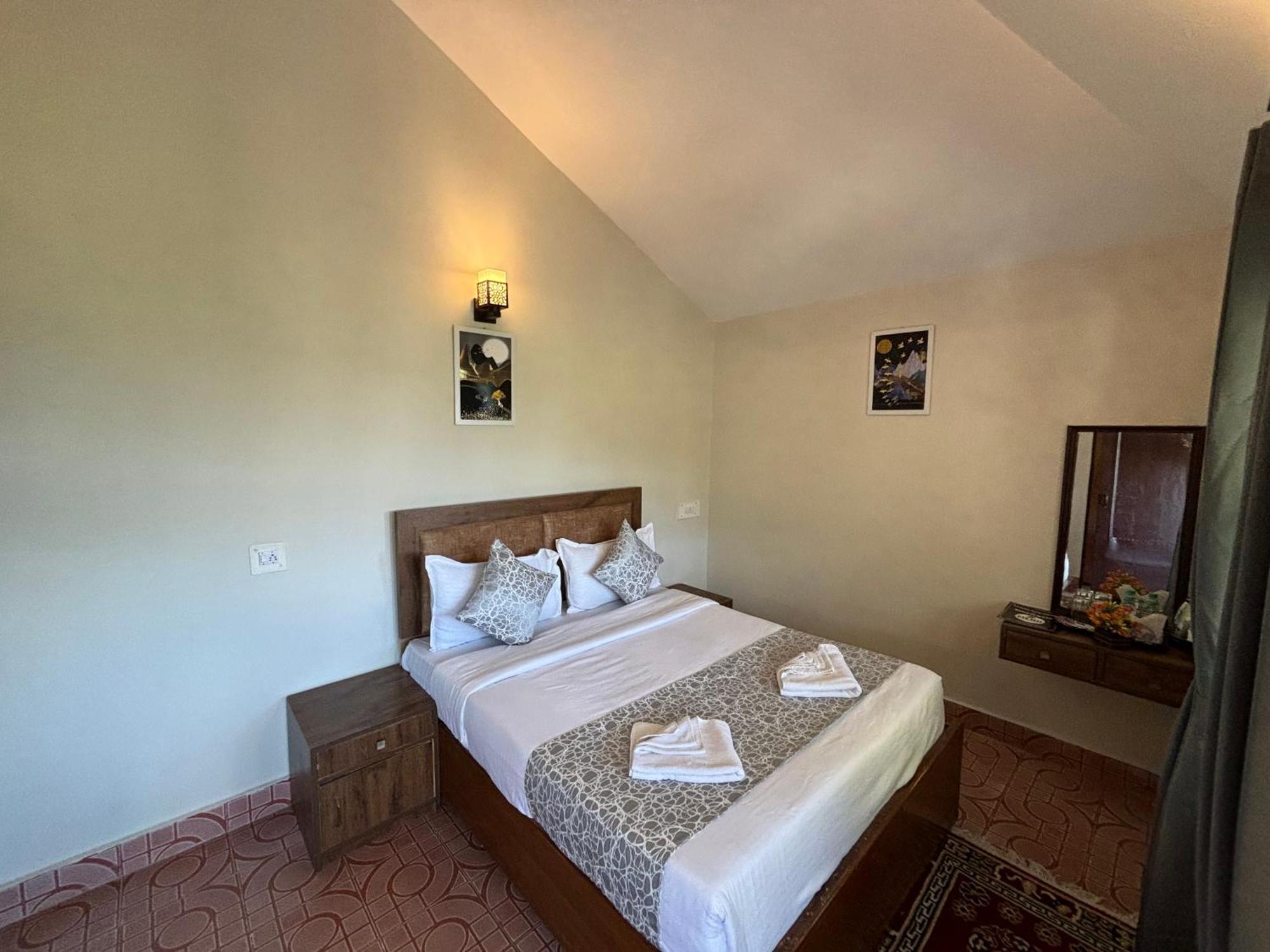 Kumaon Roop Resort Near Kainchi Dham Nainital Kültér fotó