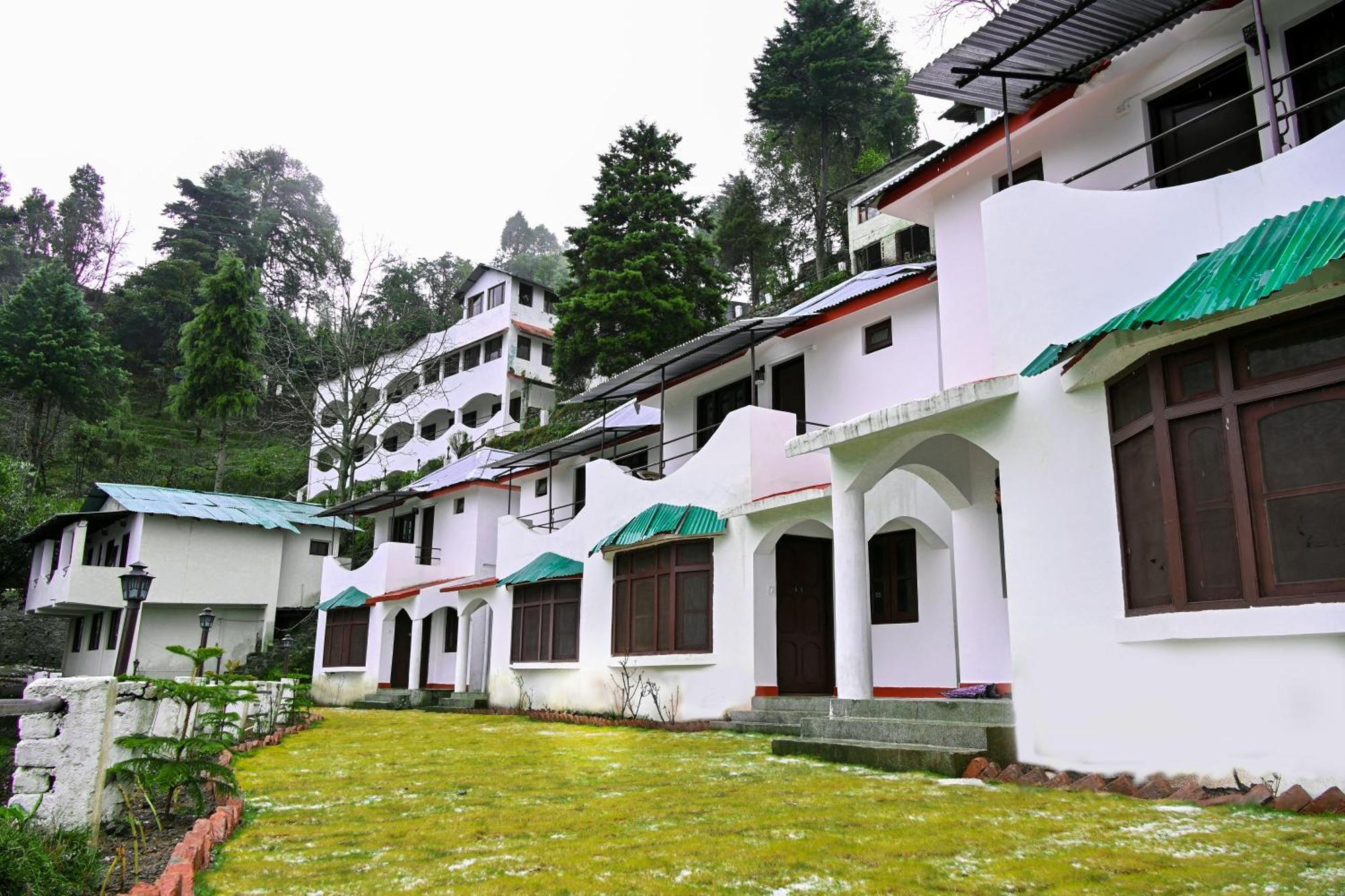 Kumaon Roop Resort Near Kainchi Dham Nainital Kültér fotó