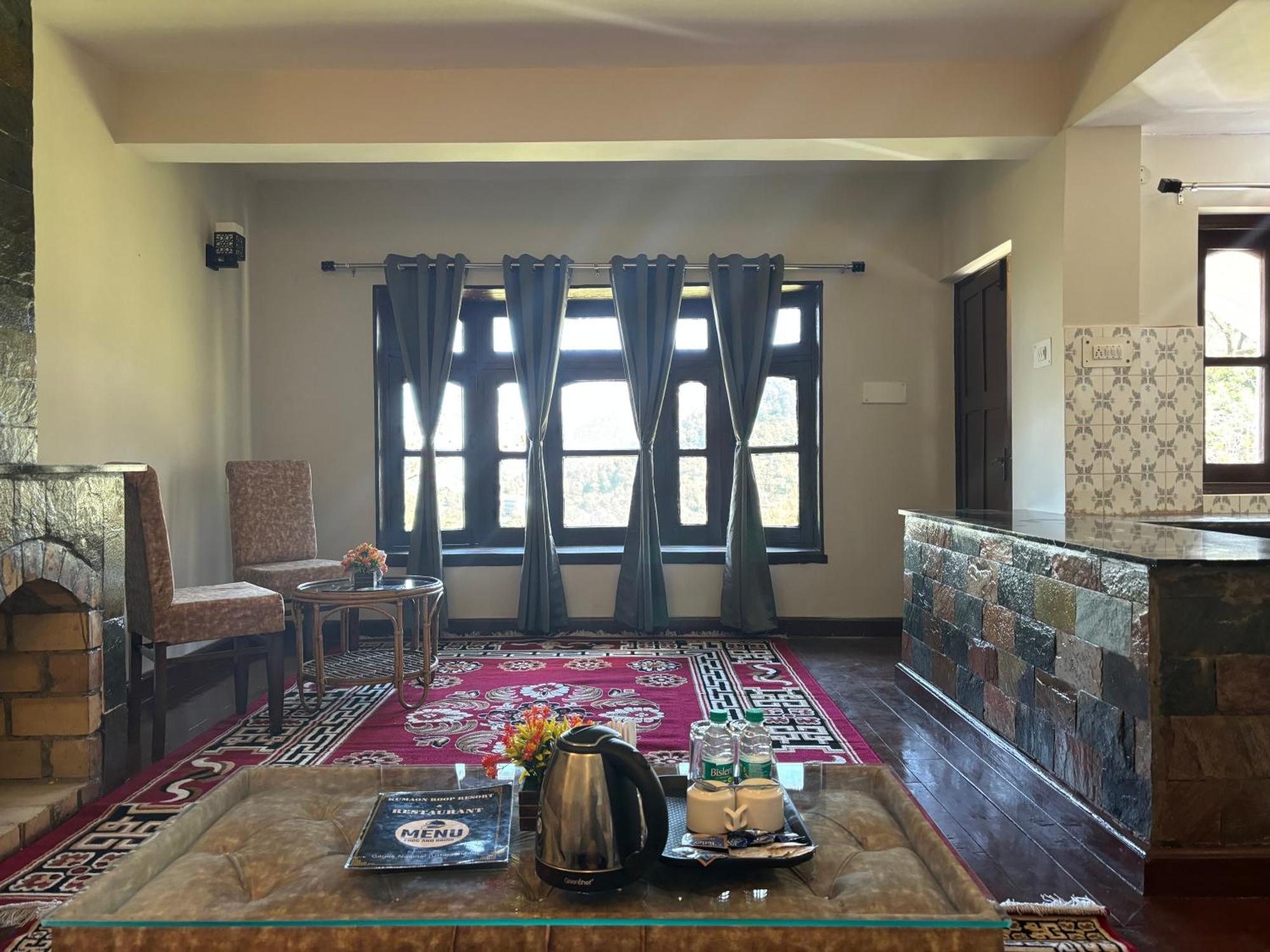 Kumaon Roop Resort Near Kainchi Dham Nainital Kültér fotó