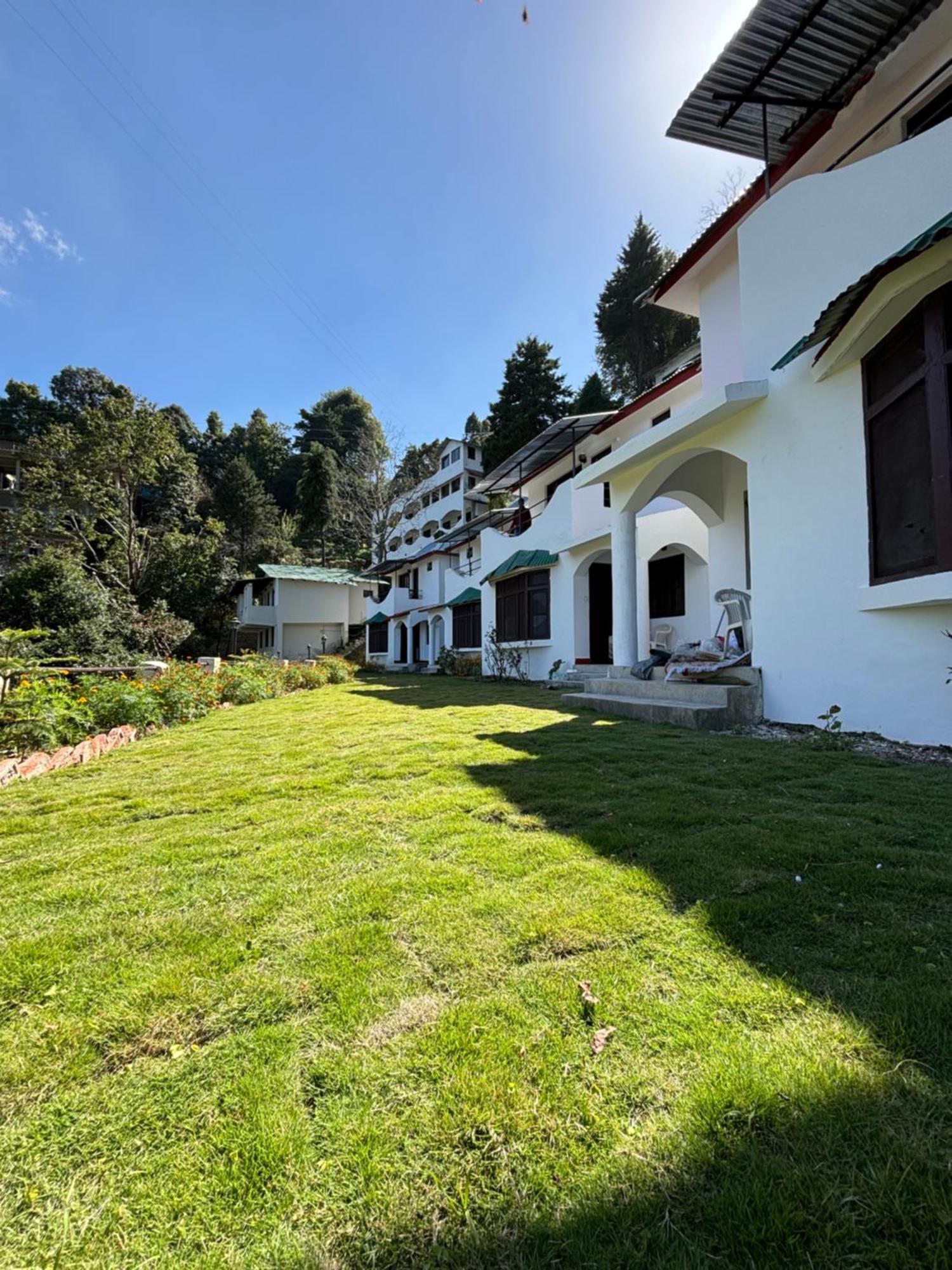 Kumaon Roop Resort Near Kainchi Dham Nainital Kültér fotó